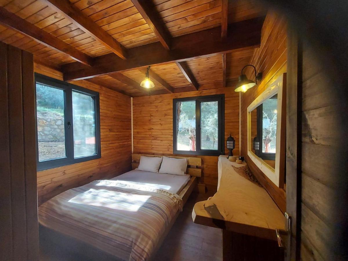Panurlawoodenhouse Oezel Havuz& Sauna Mavi Esterno foto