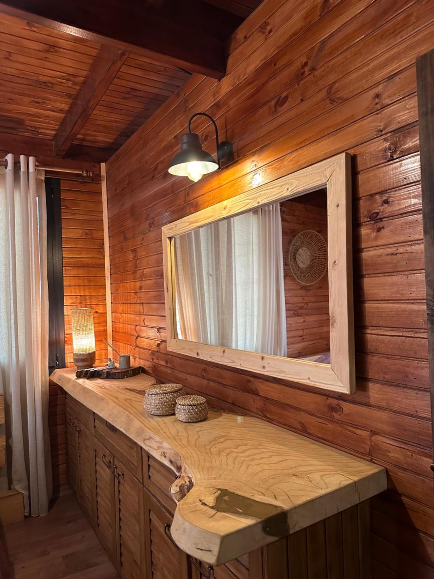 Panurlawoodenhouse Oezel Havuz& Sauna Mavi Esterno foto
