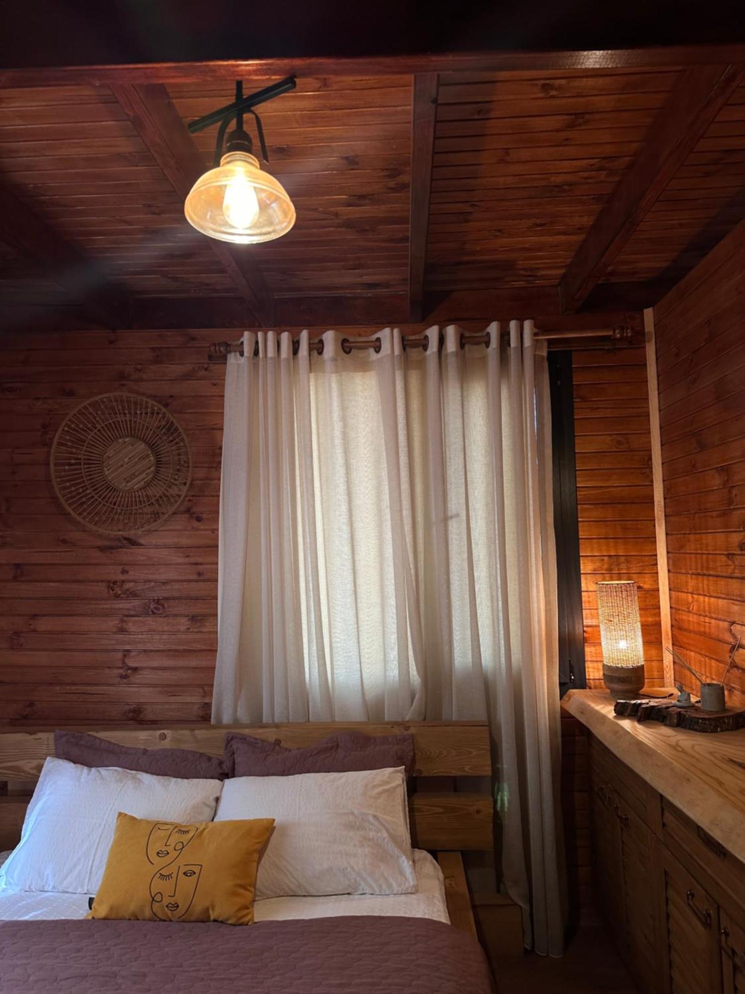 Panurlawoodenhouse Oezel Havuz& Sauna Mavi Esterno foto